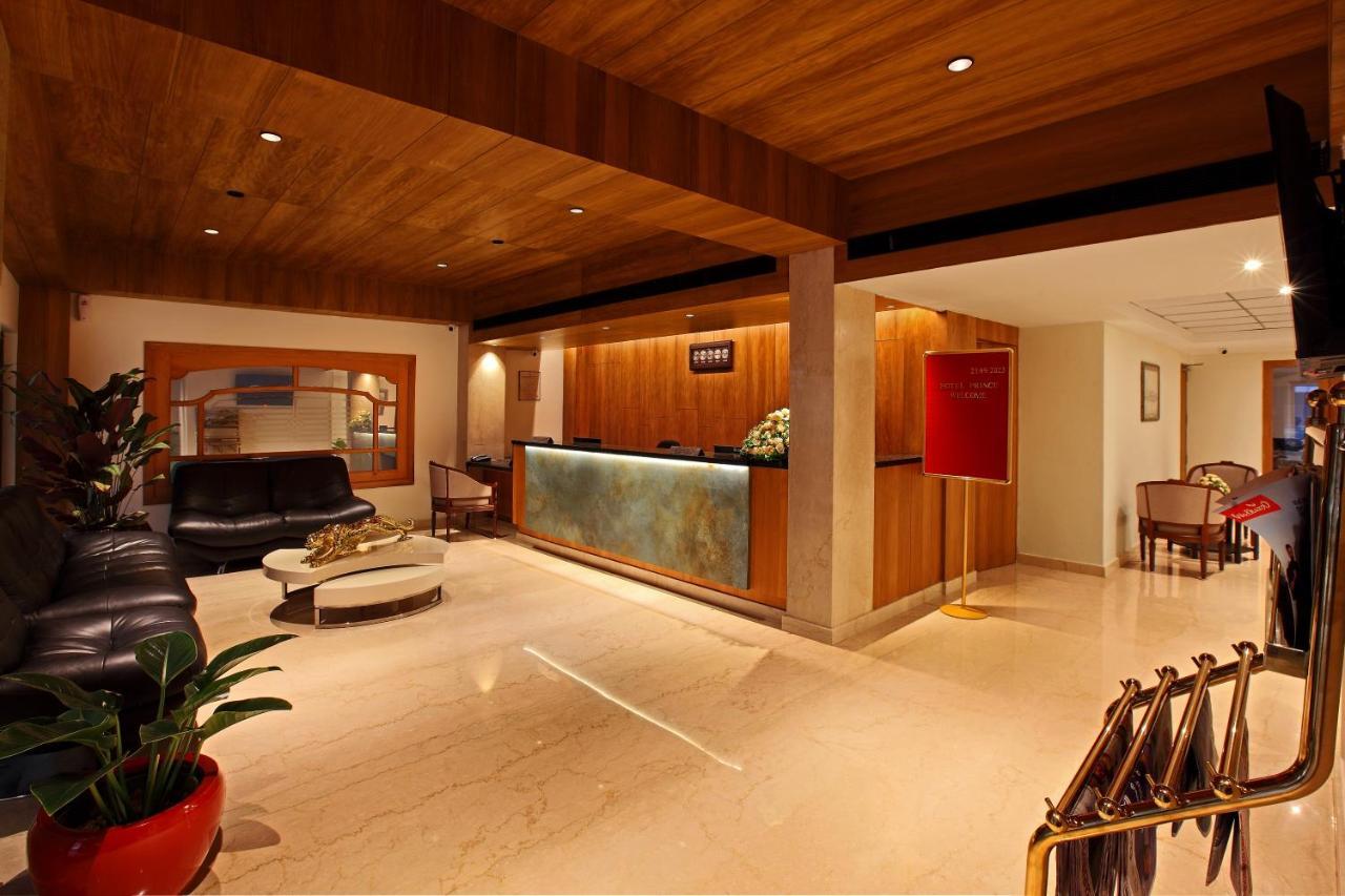 Hotel Prince Kāladi Dış mekan fotoğraf