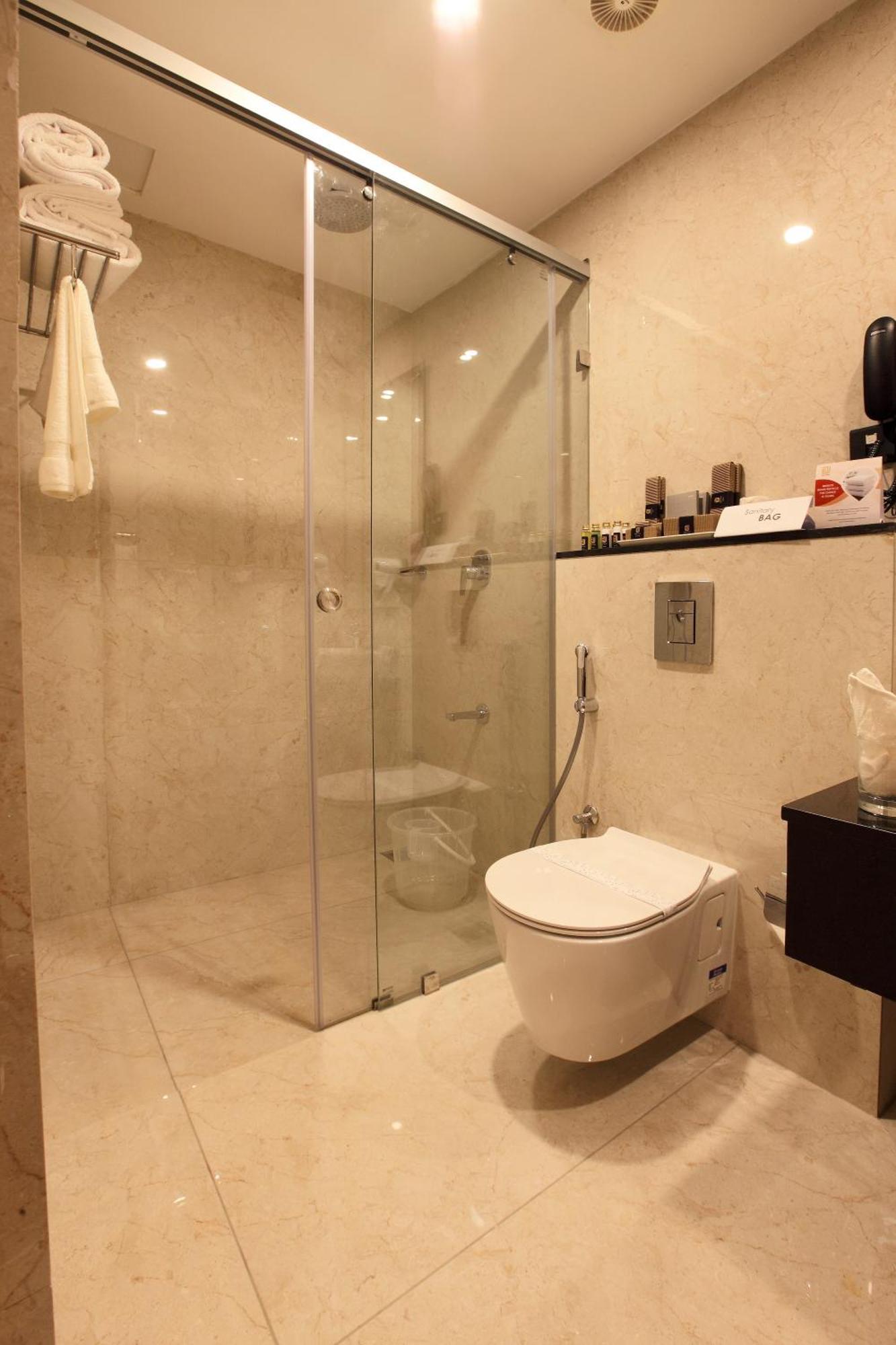 Hotel Prince Kāladi Dış mekan fotoğraf